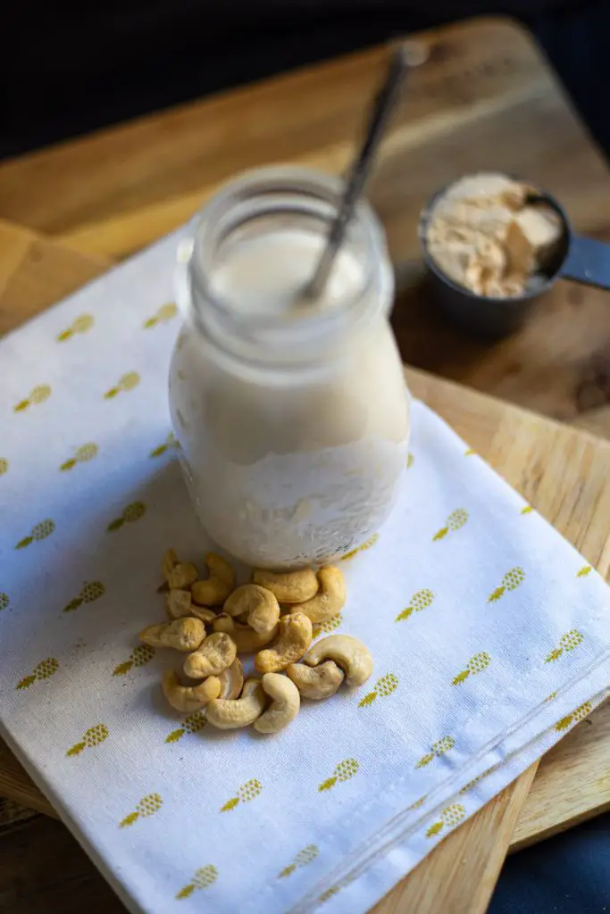 Leche de castañas de cajú fortificada con proteína - Hazlo Vegan