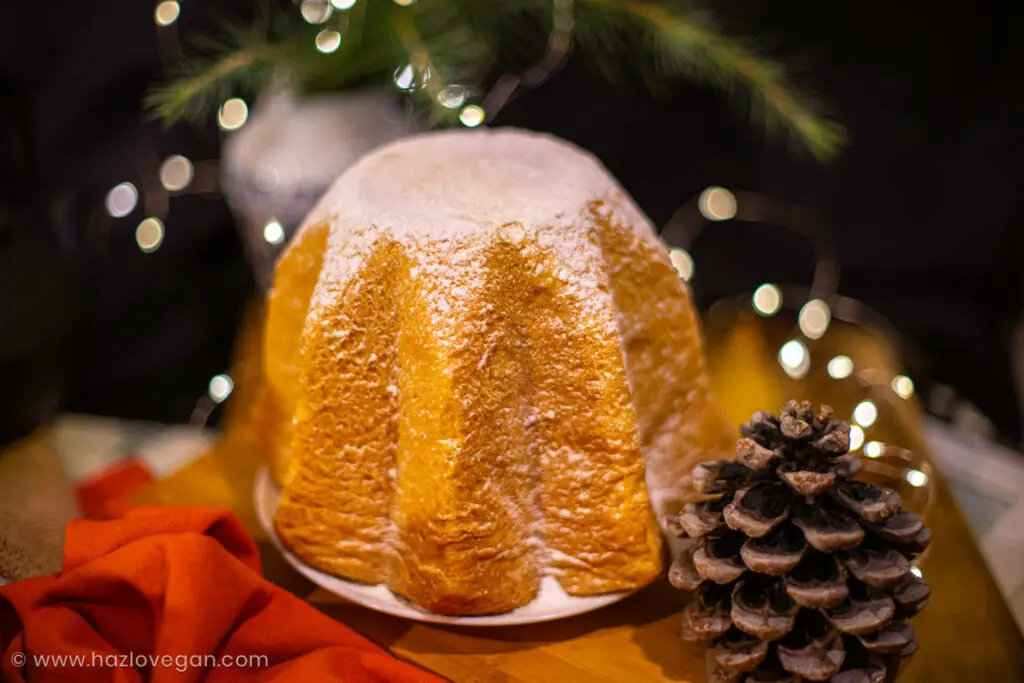 Pandoro vegano - El pan dulce de Navidad más esponjoso - Hazlo Vegan