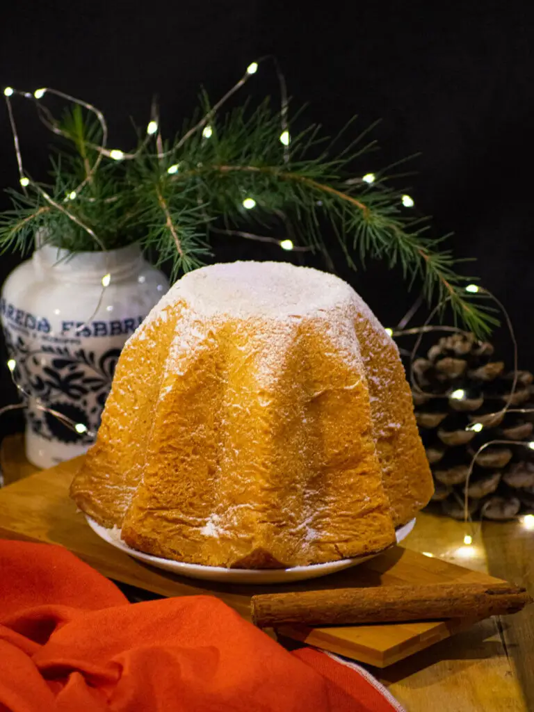 Pandoro vegano - Il sofficissimo pane di Natale
