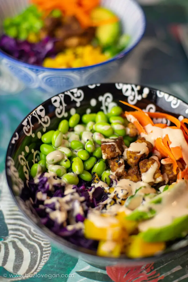 Poke bowl vegano colorido - Hazlo Vegan
